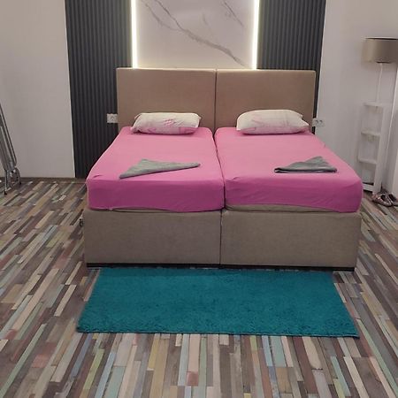 V&J Apartments Podgorica Kültér fotó