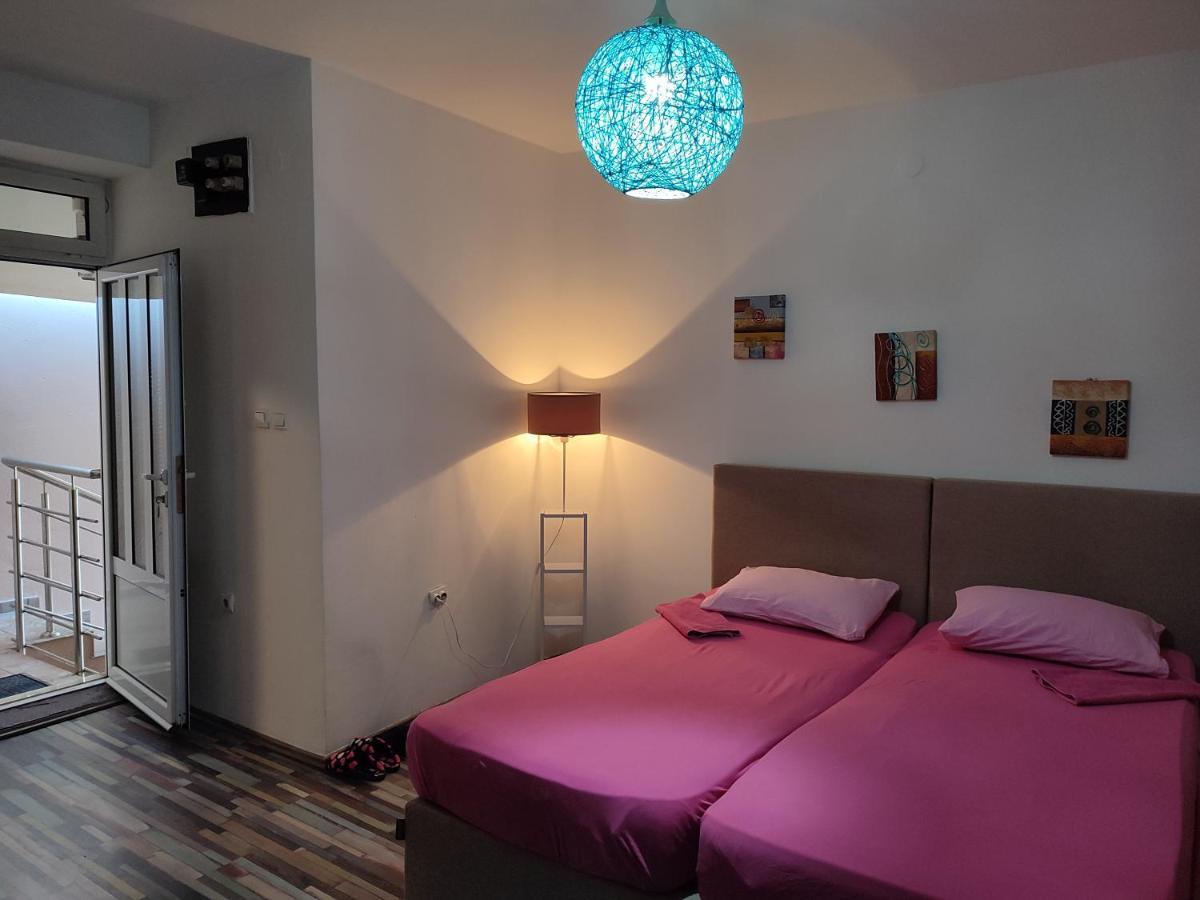 V&J Apartments Podgorica Kültér fotó