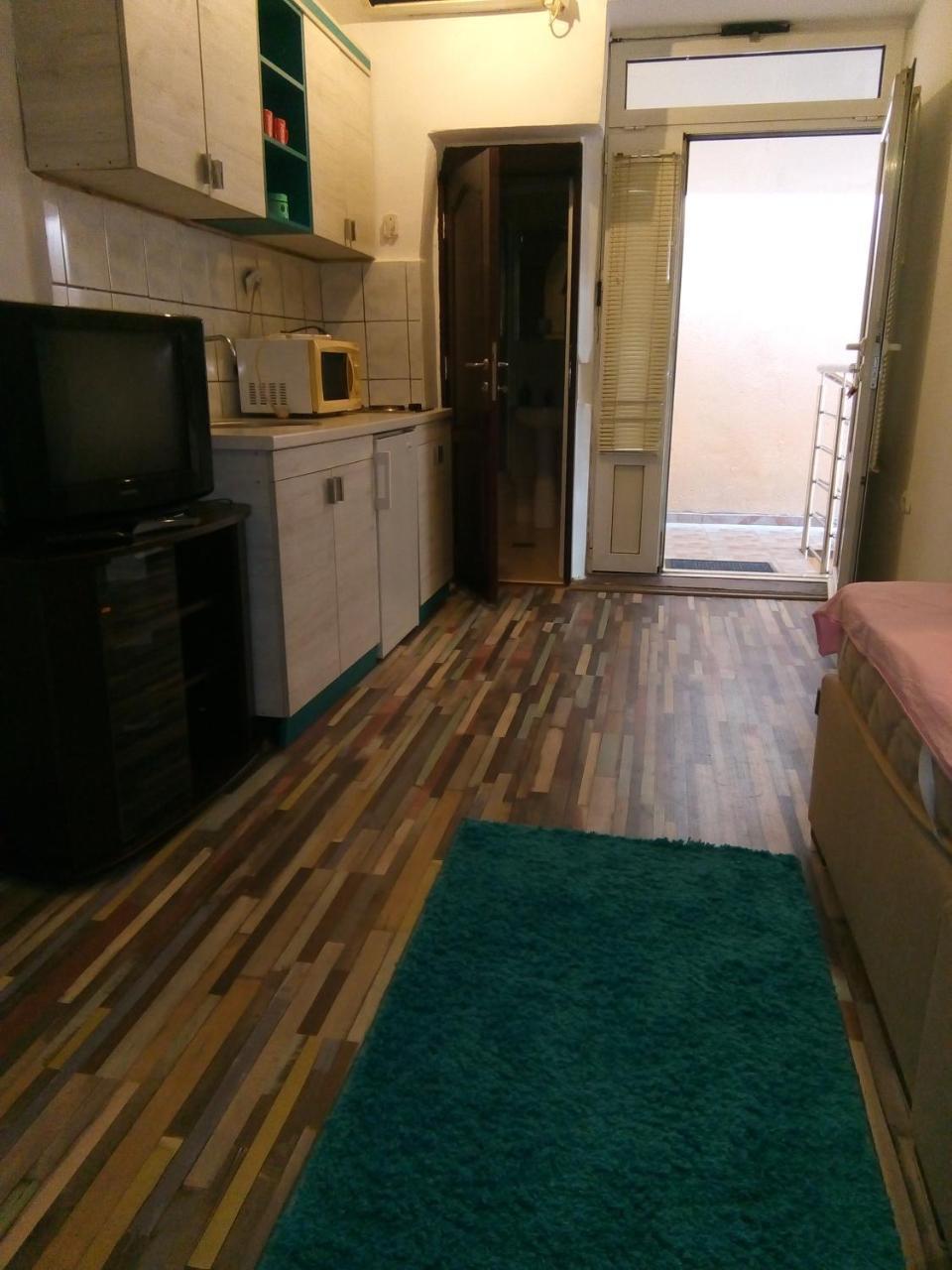 V&J Apartments Podgorica Kültér fotó